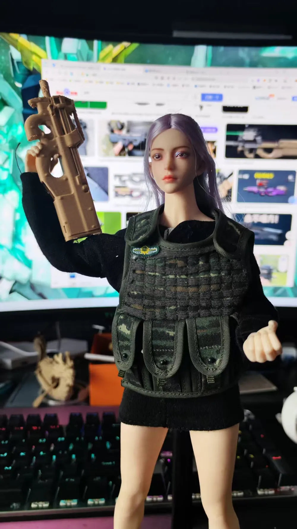 1:6 Action Figure Weapon - P90 Submachine Gun